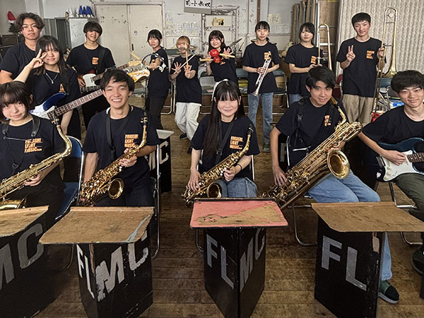 松本深志高校軽音楽部 FLMC